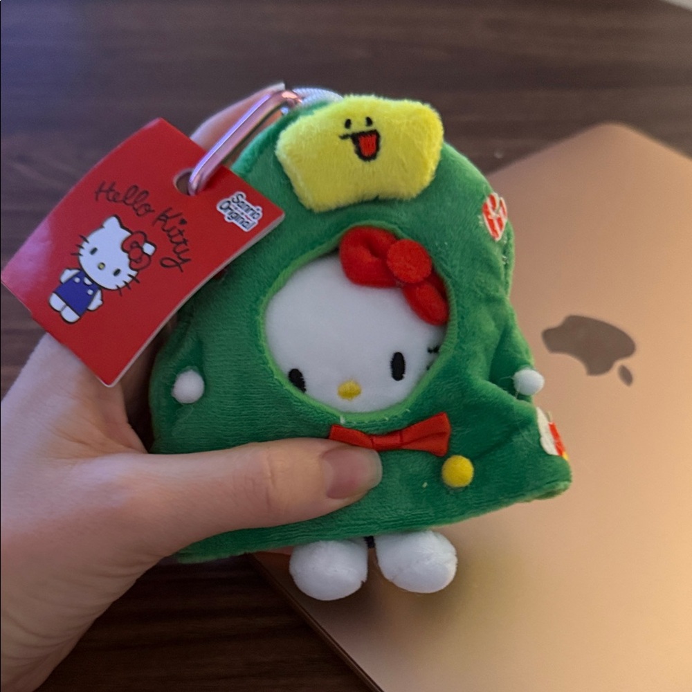 Hello Kitty Christmas Plush Keychain! Nwt - Picture 4 of 4